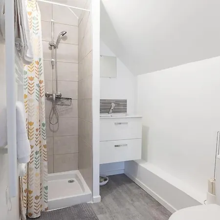 Proche De Toutes Commodités Appartement *